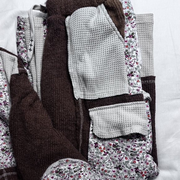 NEW (TAGLESS) Floral Patchwork Jacket with Brown Accents - Picture 5 of 6